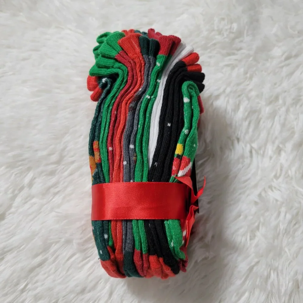 Sock Hub Holiday Angle Socks Set